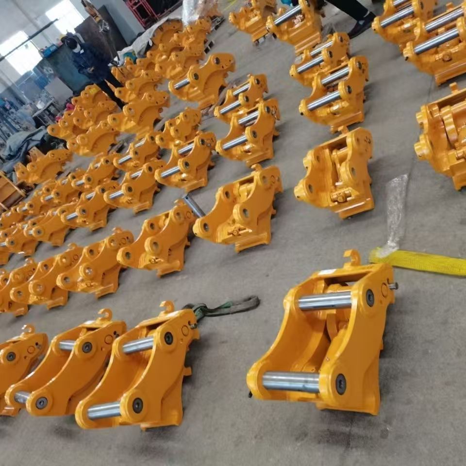 İnşaat Makineleri Ataşmanları  - Mini Excavator incelemesi ve fiyatı